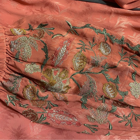 Zara Robe - Picture 6 of 9